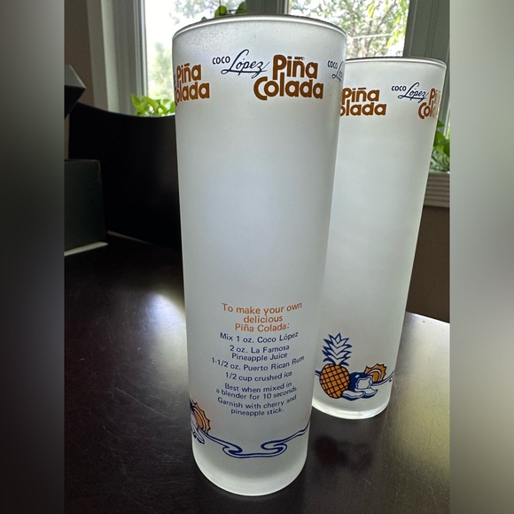 Set of 2 Vintage Coco Lopez Pina Colada Cocktail Glasses - Picture 2 of 3